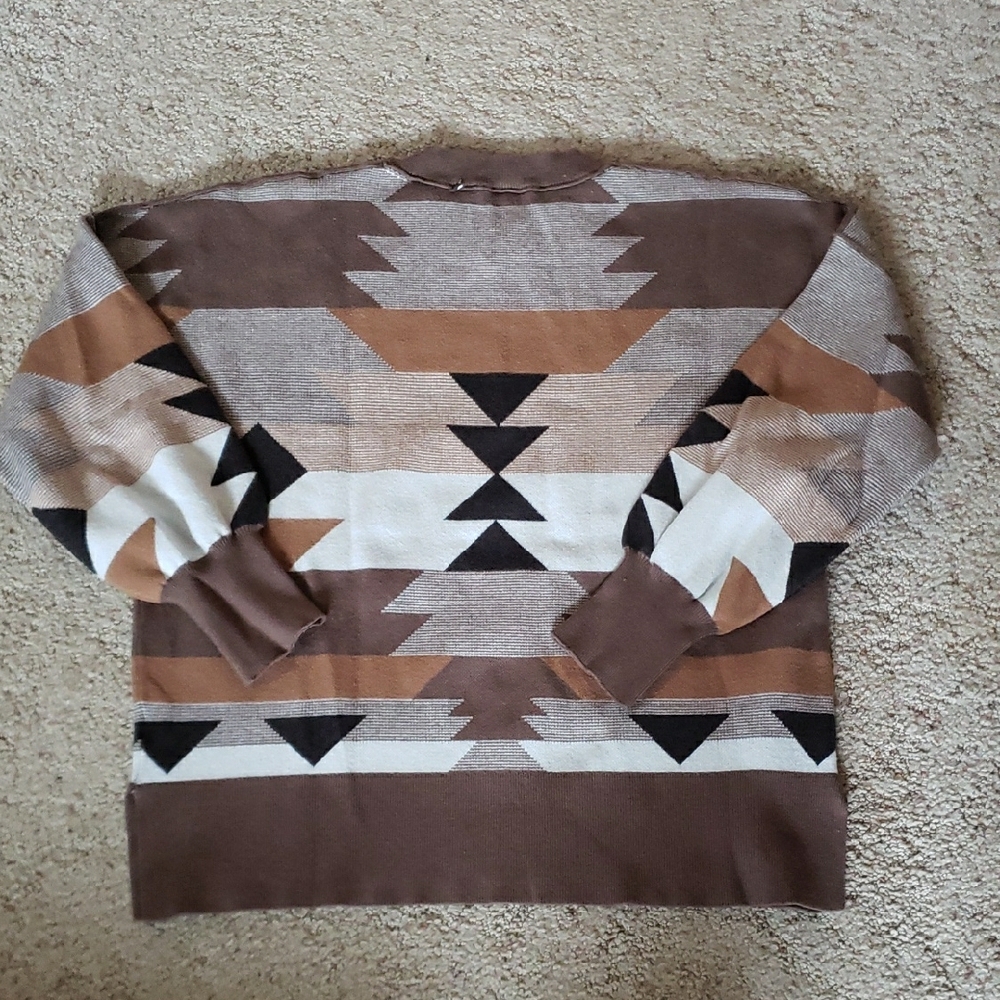 Geometric Patterned Brown Sweater - Picture 2 of 4